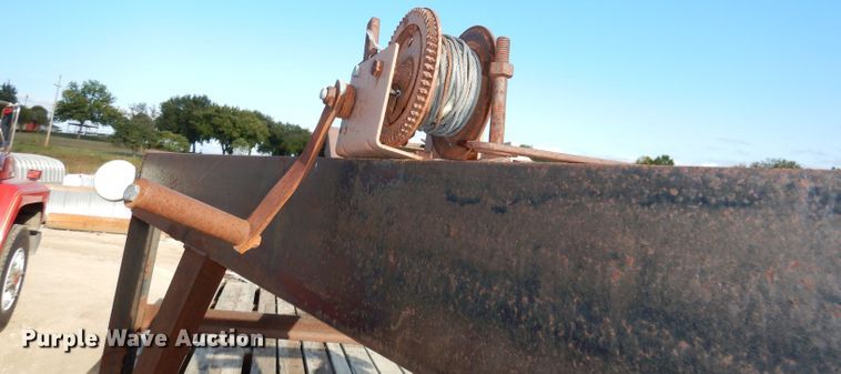 image for item DJ6811 1992 shop built equipment trailer