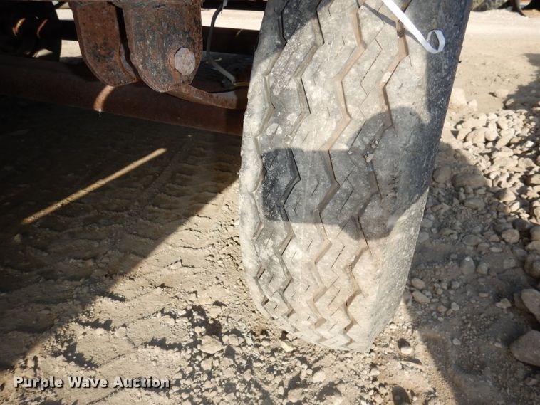 image for item DJ6811 1992 shop built equipment trailer