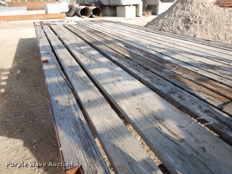 image for item DJ6811 1992 shop built equipment trailer