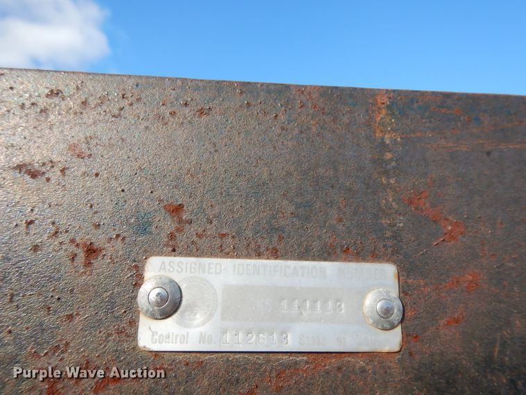 image for item DJ6811 1992 shop built equipment trailer