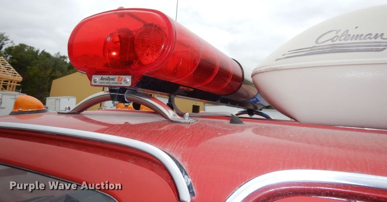 image for item DJ6812 1989 GMC Sierra 2500  Crew Cab utility bed brush fire truck