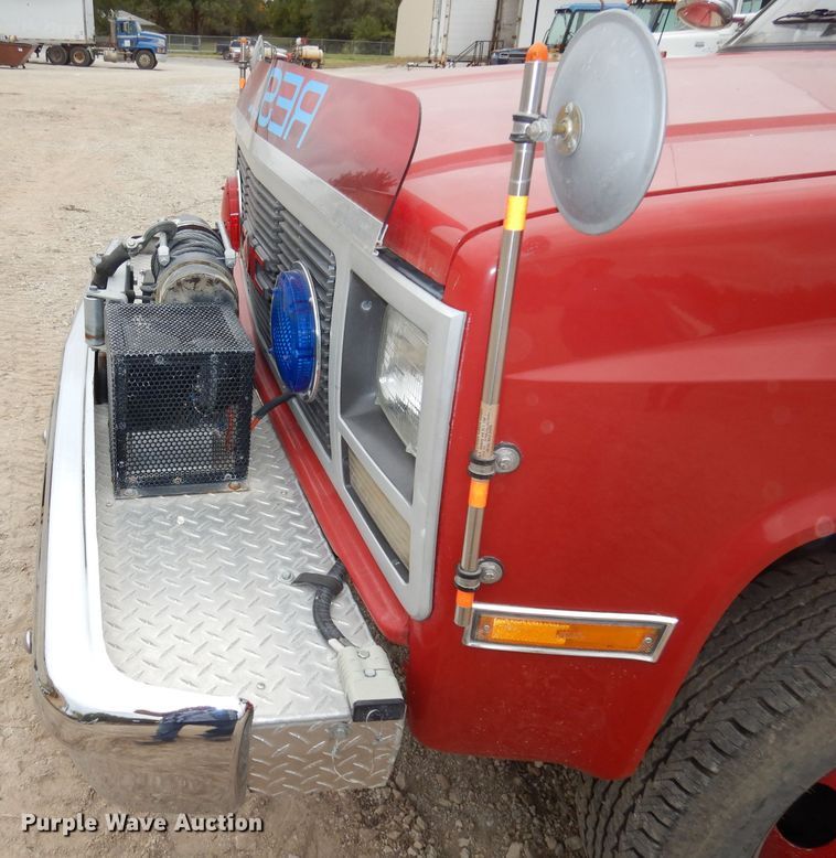 image for item DJ6812 1989 GMC Sierra 2500  Crew Cab utility bed brush fire truck
