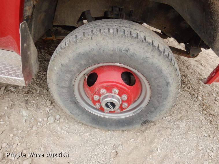 image for item DJ6812 1989 GMC Sierra 2500  Crew Cab utility bed brush fire truck