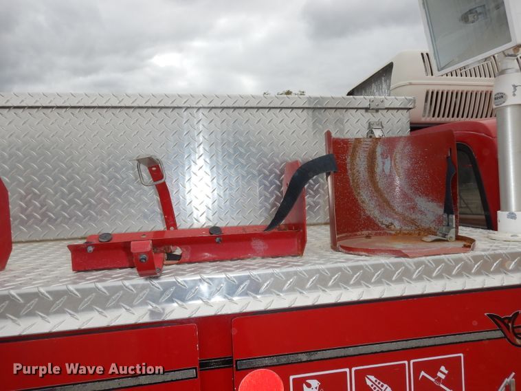 image for item DJ6812 1989 GMC Sierra 2500  Crew Cab utility bed brush fire truck