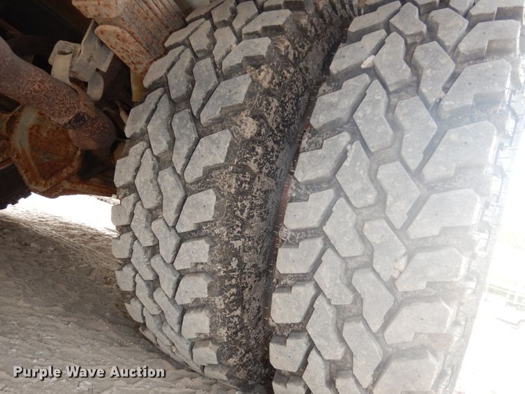 image for item DJ6812 1989 GMC Sierra 2500  Crew Cab utility bed brush fire truck