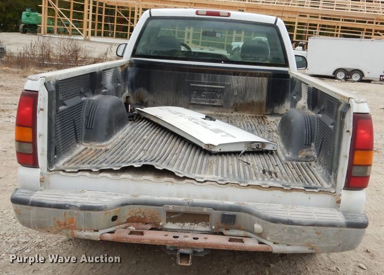 image for item DJ6813 2000 Chevrolet Silverado 1500  pickup truck