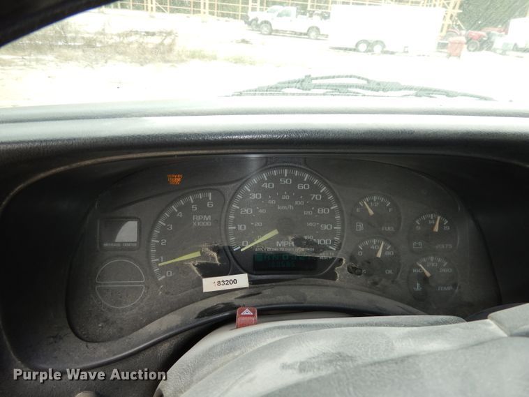 image for item DJ6813 2000 Chevrolet Silverado 1500  pickup truck