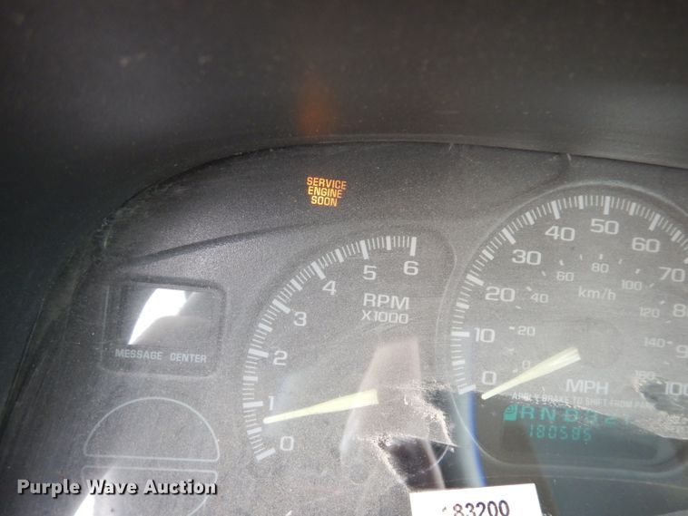 image for item DJ6813 2000 Chevrolet Silverado 1500  pickup truck