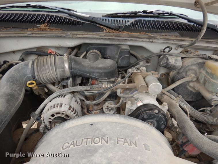 image for item DJ6813 2000 Chevrolet Silverado 1500  pickup truck