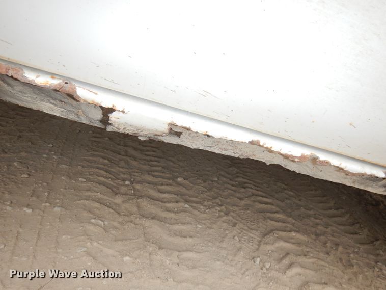 image for item DJ6813 2000 Chevrolet Silverado 1500  pickup truck