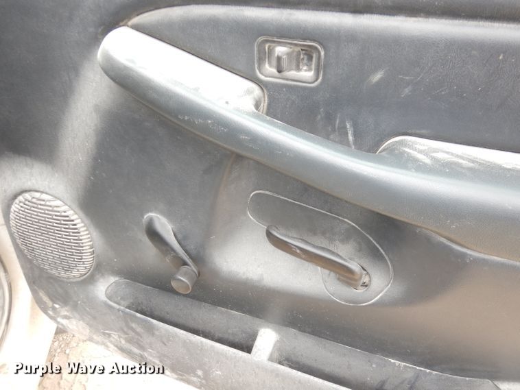 image for item DJ6813 2000 Chevrolet Silverado 1500  pickup truck