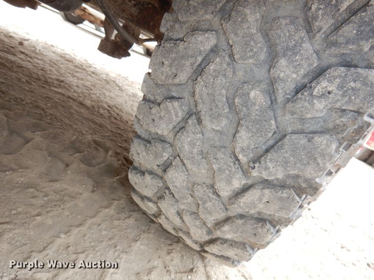 image for item DJ6813 2000 Chevrolet Silverado 1500  pickup truck