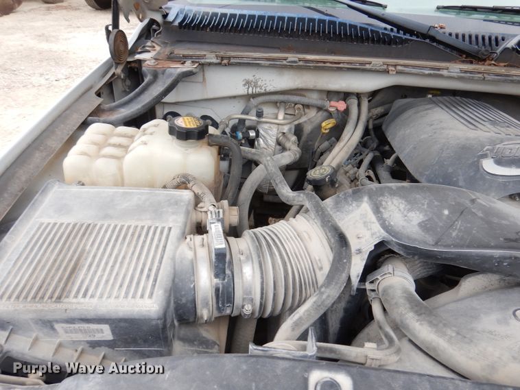 image for item DJ6815 2001 GMC Sierra 1500  pickup truck