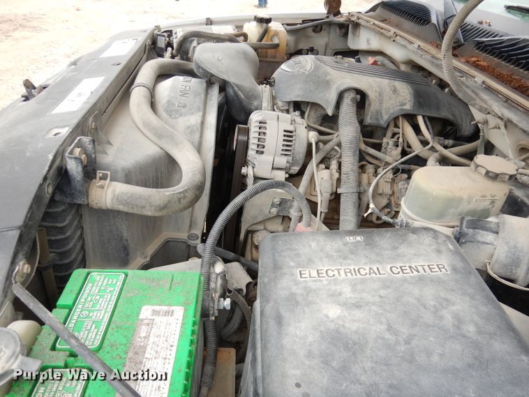 image for item DJ6815 2001 GMC Sierra 1500  pickup truck