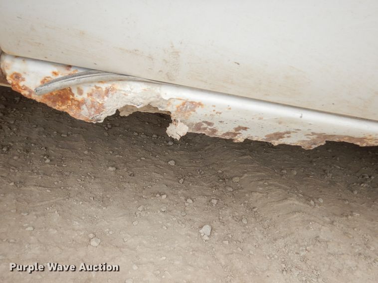 image for item DJ6815 2001 GMC Sierra 1500  pickup truck