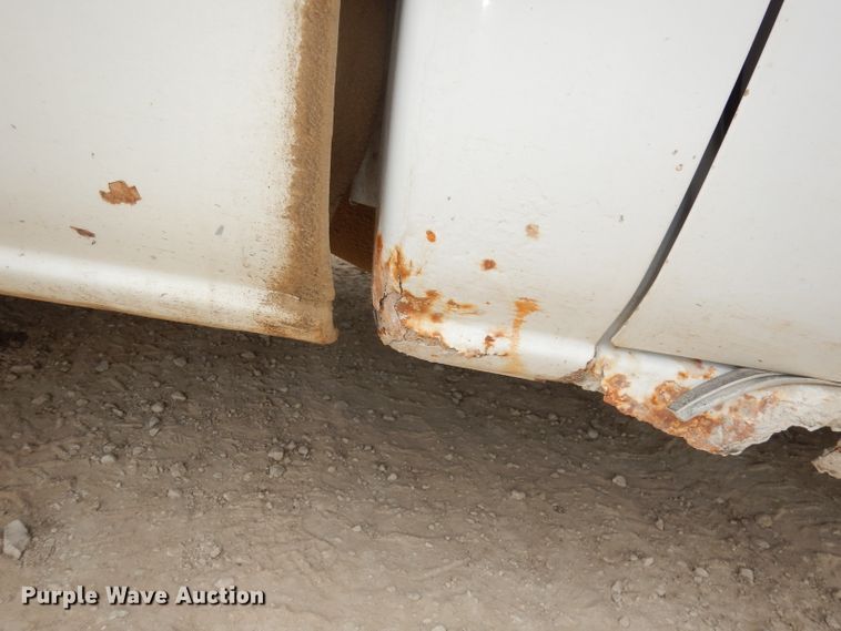 image for item DJ6815 2001 GMC Sierra 1500  pickup truck