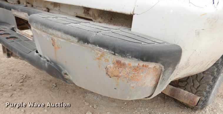 image for item DJ6815 2001 GMC Sierra 1500  pickup truck