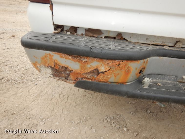 image for item DJ6815 2001 GMC Sierra 1500  pickup truck