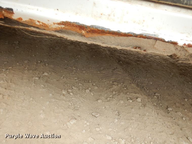 image for item DJ6815 2001 GMC Sierra 1500  pickup truck