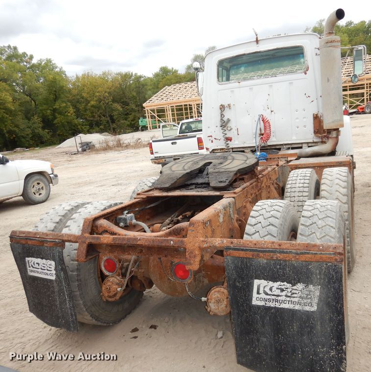 image for item DJ6816 1983 Ford 9000  semi truck