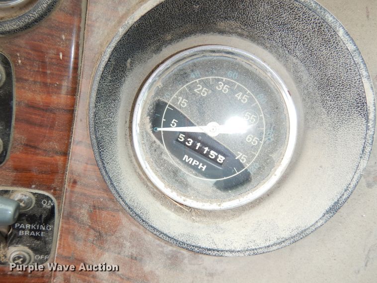 image for item DJ6816 1983 Ford 9000  semi truck