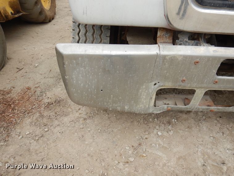 image for item DJ6816 1983 Ford 9000  semi truck