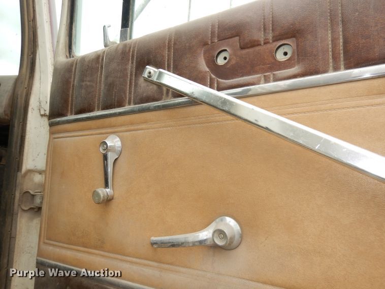 image for item DJ6816 1983 Ford 9000  semi truck