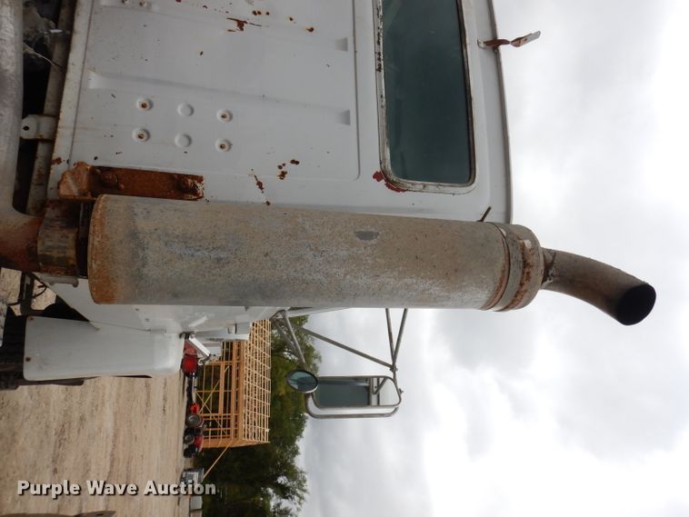 image for item DJ6816 1983 Ford 9000  semi truck