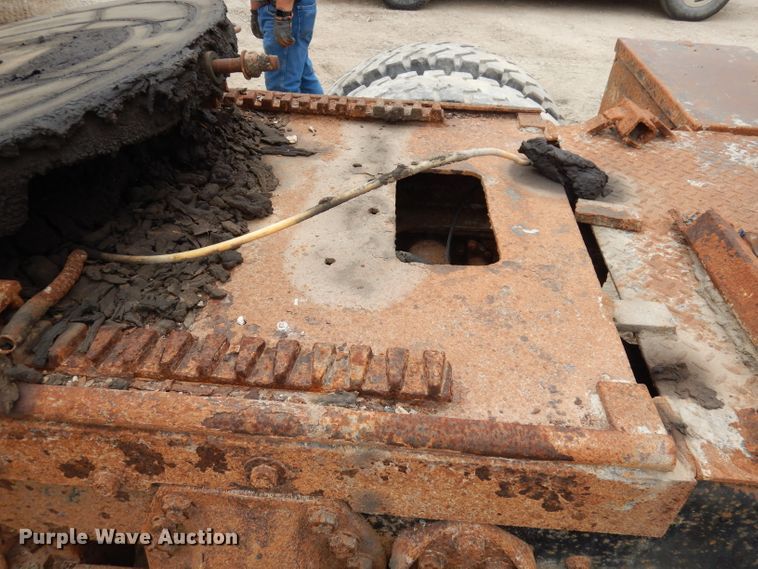 image for item DJ6816 1983 Ford 9000  semi truck