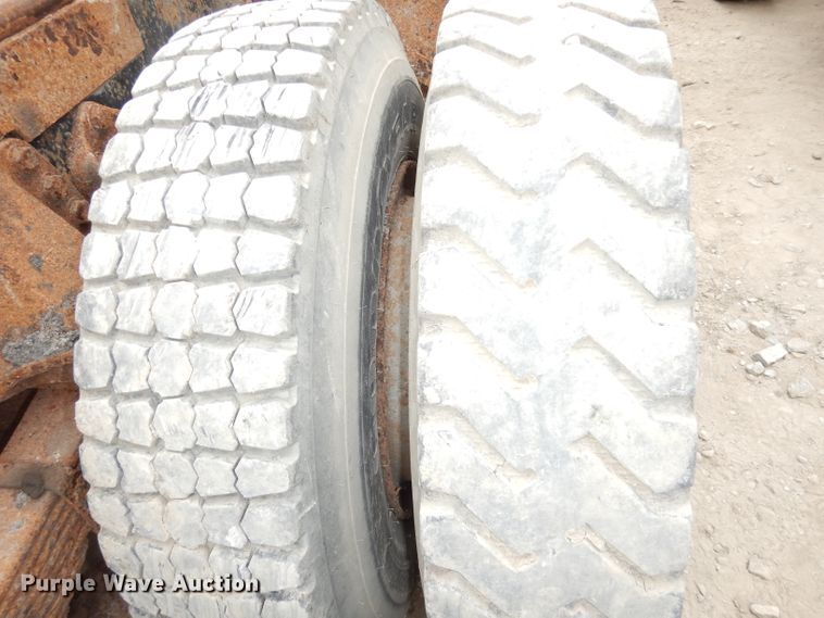 image for item DJ6816 1983 Ford 9000  semi truck