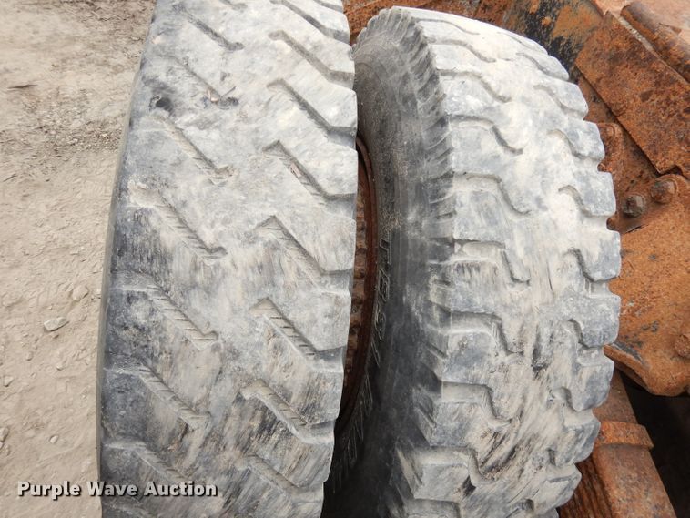 image for item DJ6816 1983 Ford 9000  semi truck