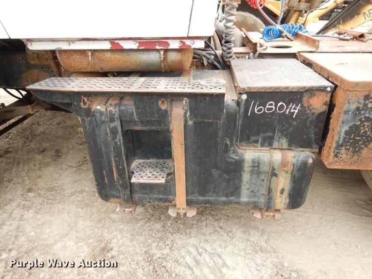 image for item DJ6816 1983 Ford 9000  semi truck