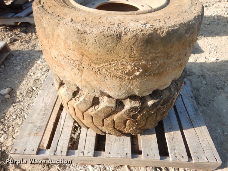 image for item DJ6817 New Holland LB75B  backhoe