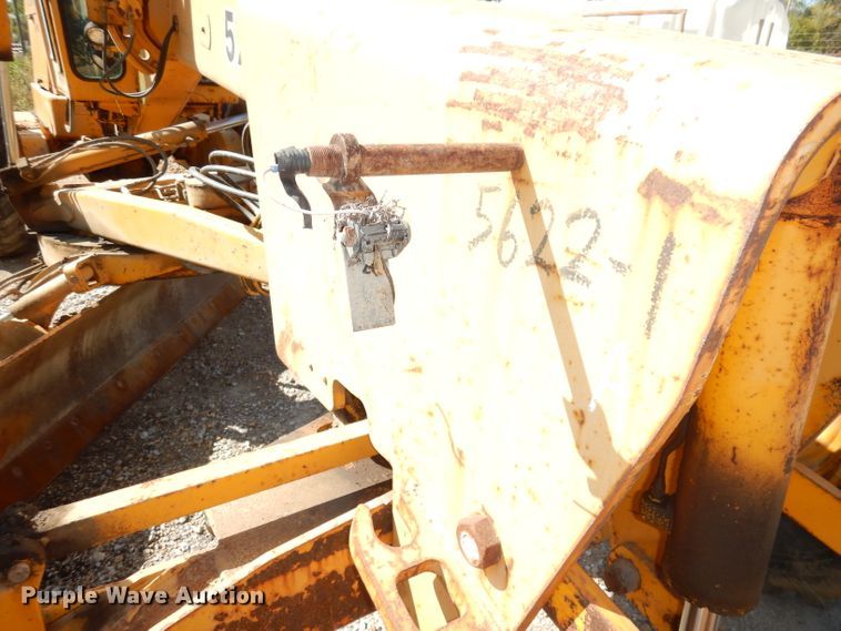 image for item DJ6822 1982 John Deere 570A  motor grader