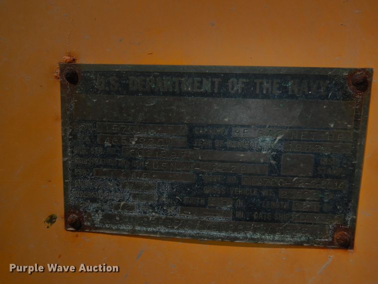 image for item DJ6822 1982 John Deere 570A  motor grader