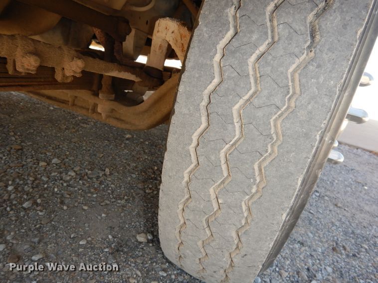 image for item DJ6823 1996 Chevrolet P30HD  ambulance