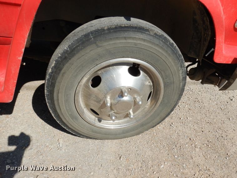 image for item DJ6823 1996 Chevrolet P30HD  ambulance