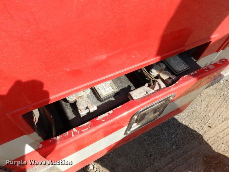 image for item DJ6823 1996 Chevrolet P30HD  ambulance