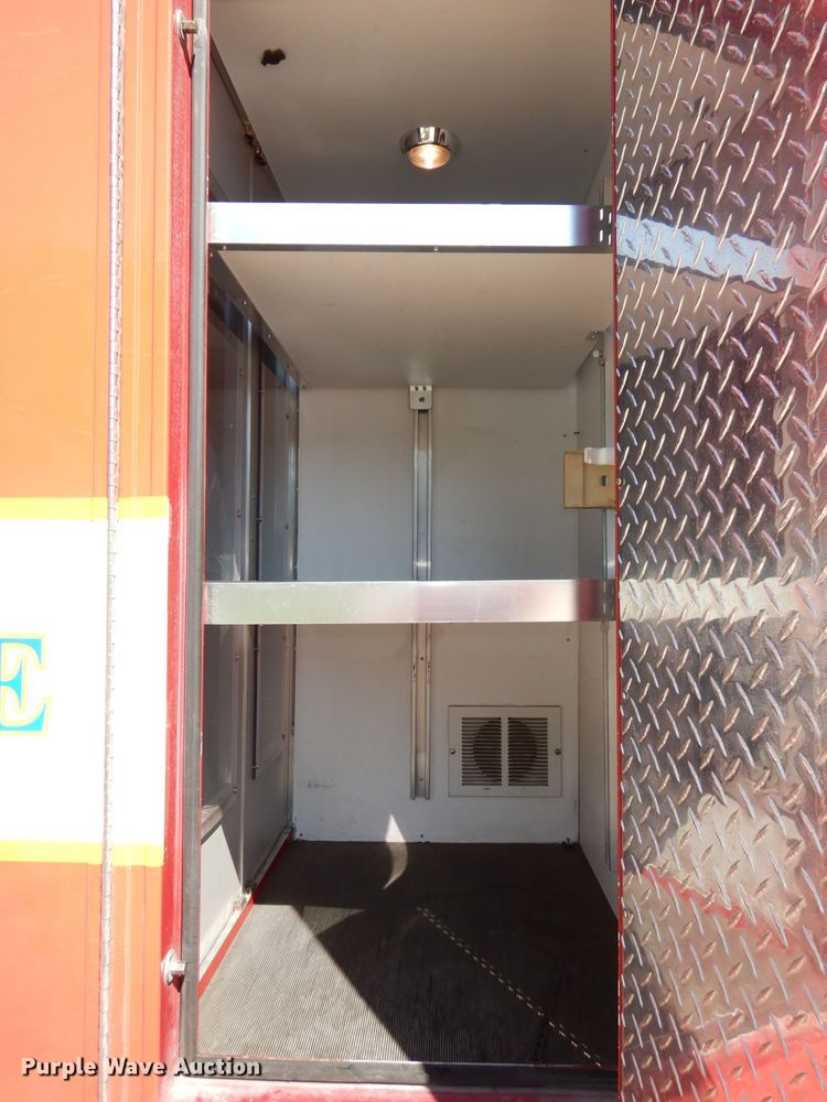 image for item DJ6823 1996 Chevrolet P30HD  ambulance