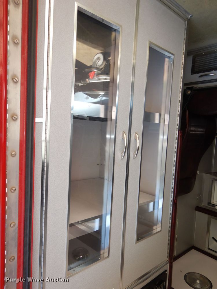 image for item DJ6823 1996 Chevrolet P30HD  ambulance