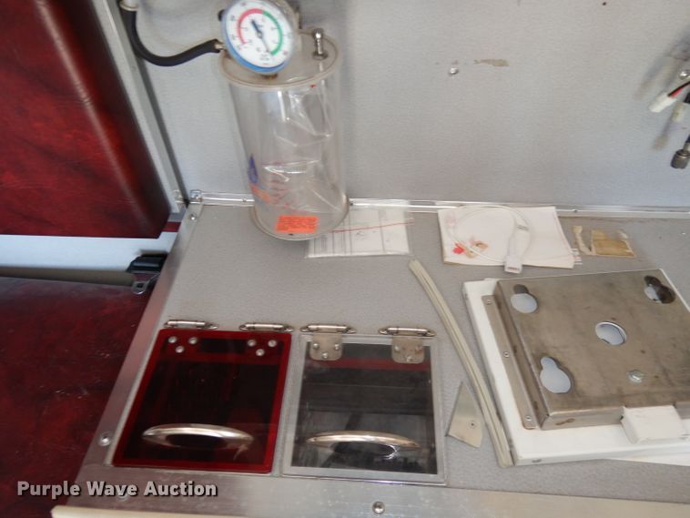 image for item DJ6823 1996 Chevrolet P30HD  ambulance