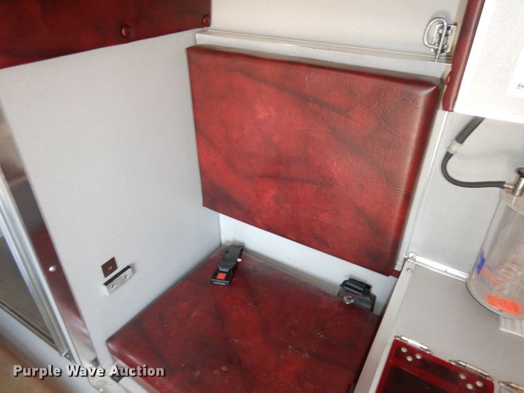 image for item DJ6823 1996 Chevrolet P30HD  ambulance