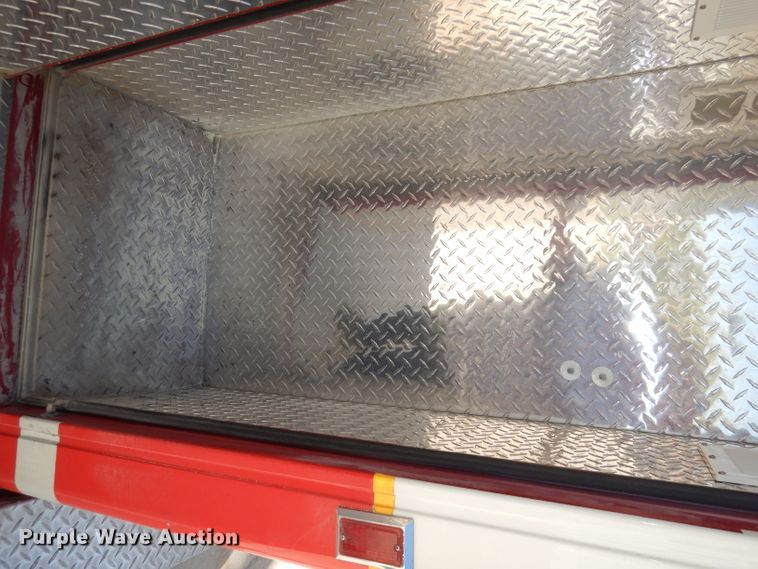 image for item DJ6823 1996 Chevrolet P30HD  ambulance