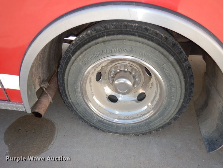 image for item DJ6823 1996 Chevrolet P30HD  ambulance