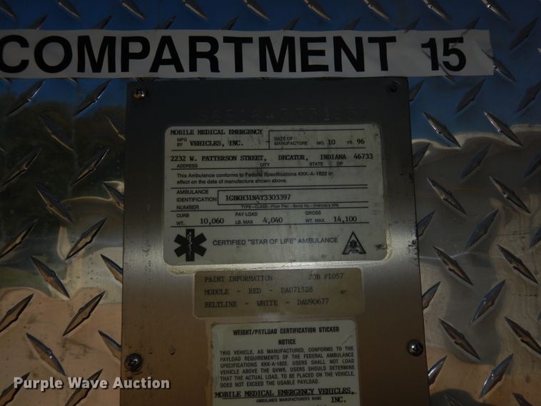 image for item DJ6823 1996 Chevrolet P30HD  ambulance