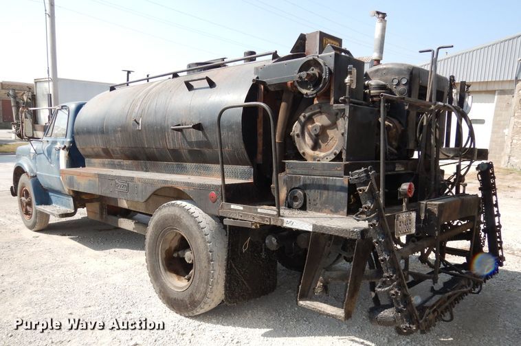 image for item DJ6824 1967 Chevrolet 60  oil distributor truck