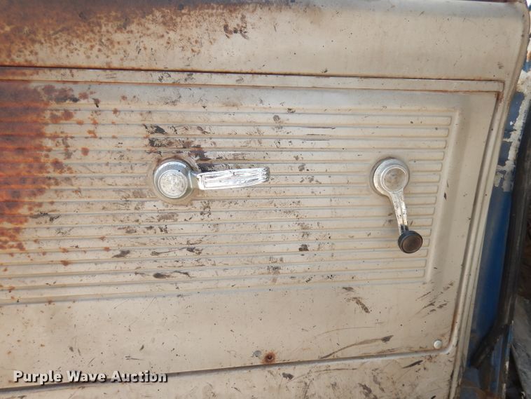 image for item DJ6824 1967 Chevrolet 60  oil distributor truck