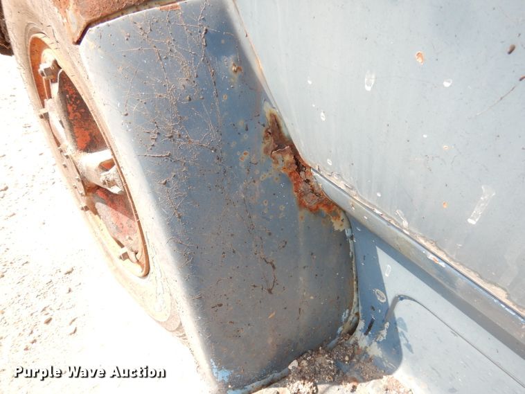 image for item DJ6824 1967 Chevrolet 60  oil distributor truck