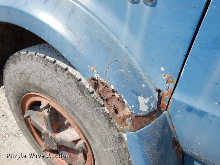 image for item DJ6824 1967 Chevrolet 60  oil distributor truck