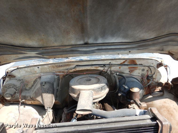 image for item DJ6824 1967 Chevrolet 60  oil distributor truck